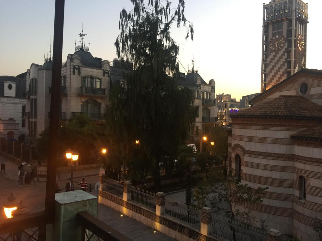 Apartment On Zviad Gamsakhurdia 21 바투미 외부 사진